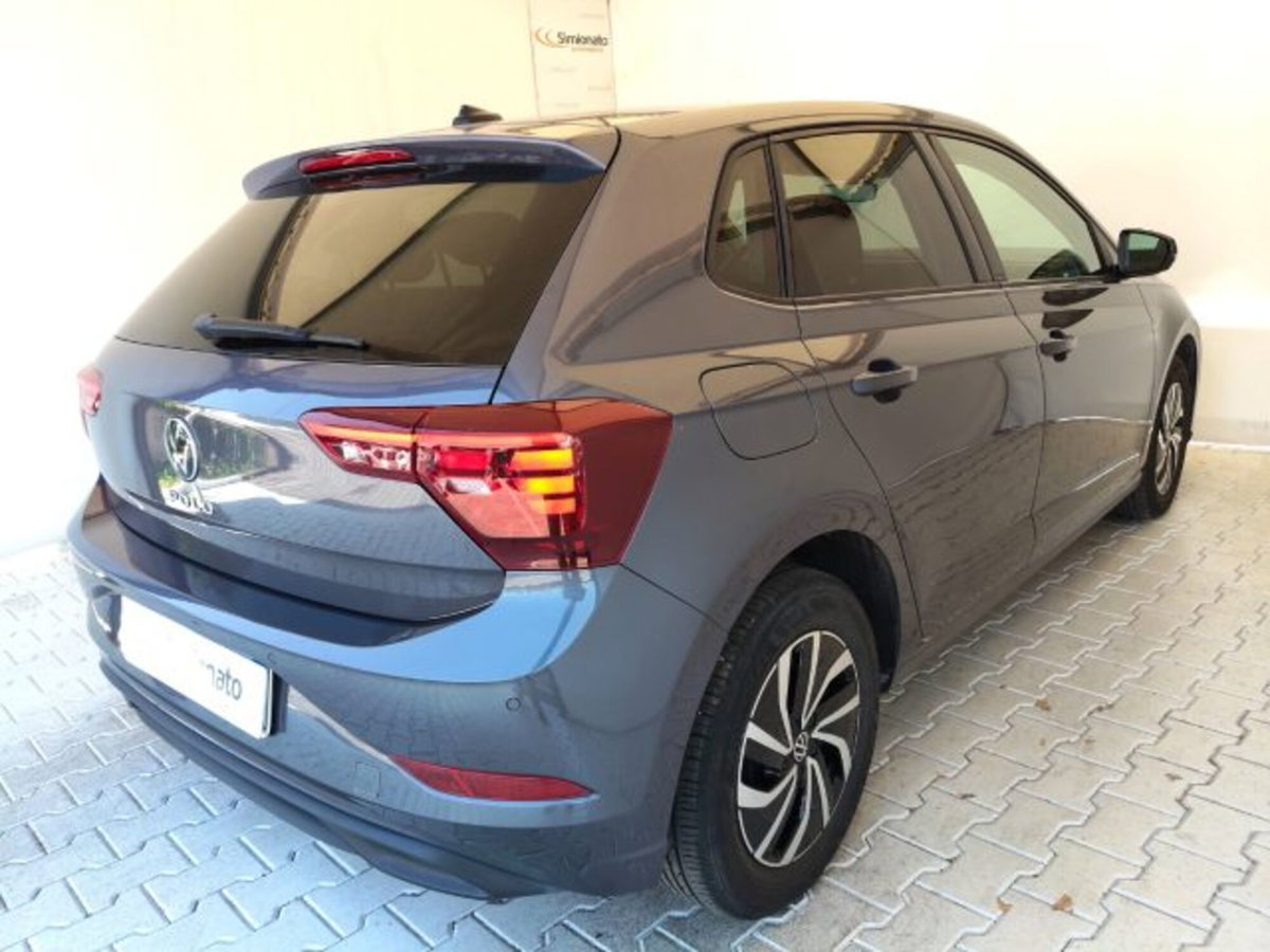 Volkswagen Polo 1.0 Life 80cv (5)