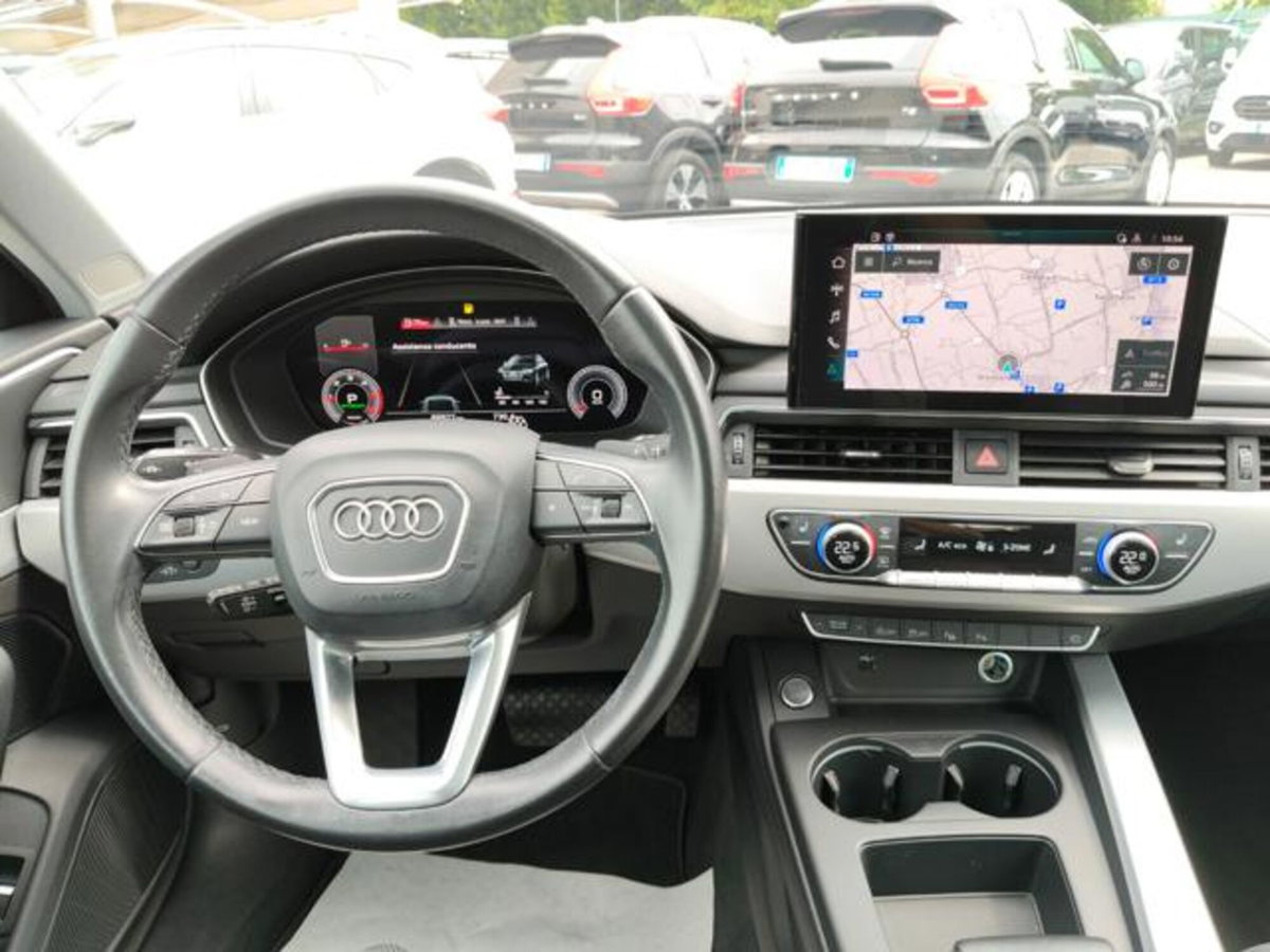 Audi A4 Avant 35 TDI/163 CV S tronic Business Advanced (7)