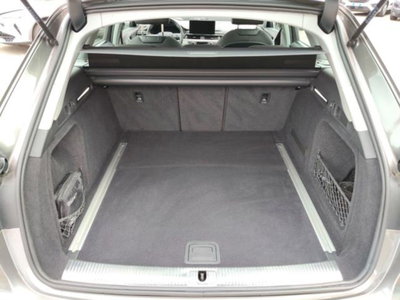 Audi A4 Avant 35 TDI/163 CV S tronic Business Advanced (9)