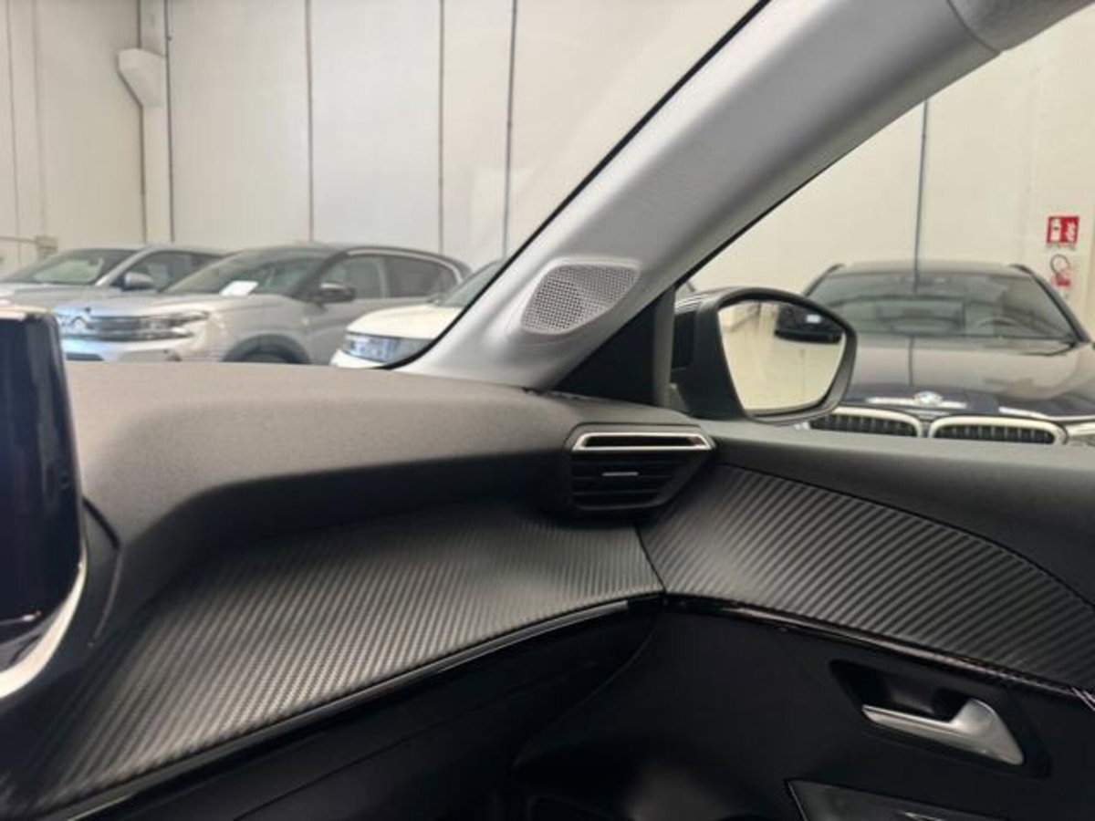 Peugeot 208 PureTech 100 Stop&Start 5 porte Allure (12)