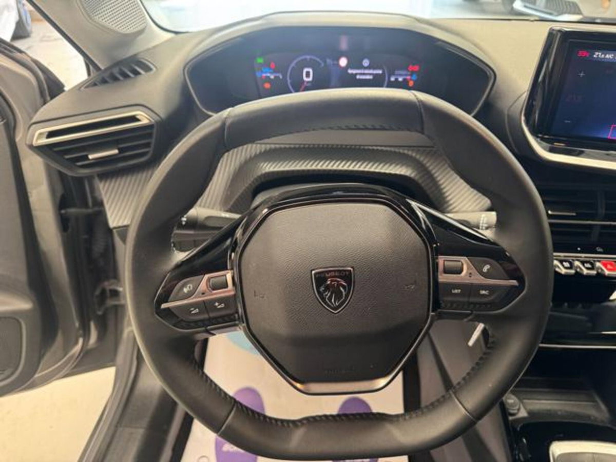 Peugeot 208 PureTech 100 Stop&Start 5 porte Allure (9)