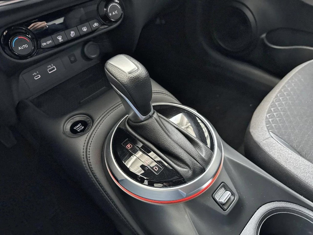 Nissan Juke 1.0 dig-t N-Connecta 114cv dct (9)