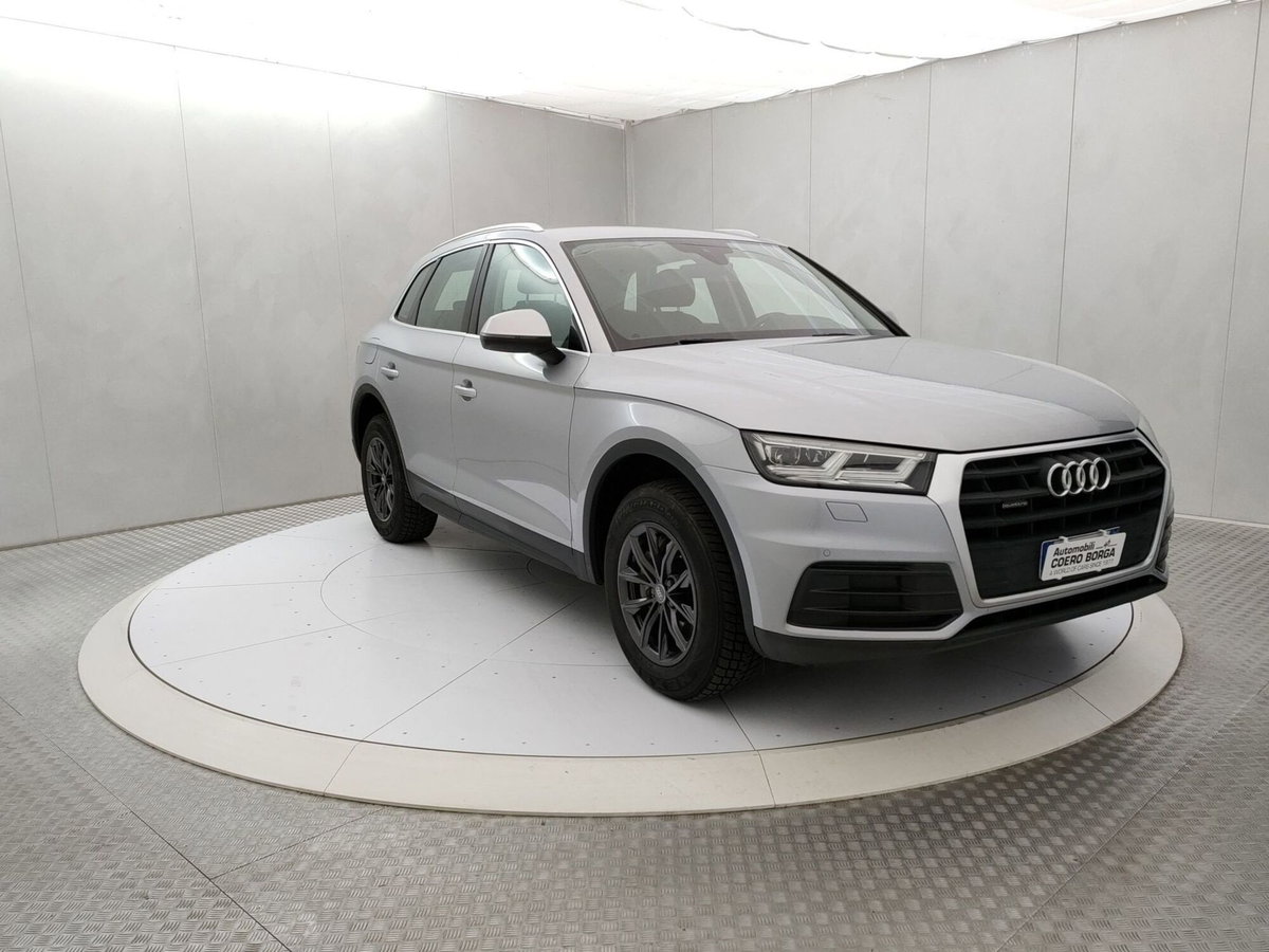 Audi Q5 40 TDI quattro Business Design