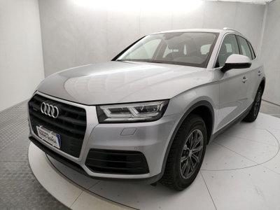 Audi Q5 40 TDI quattro Business Design (11)
