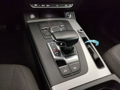 Audi Q5 40 TDI quattro Business Design (14)