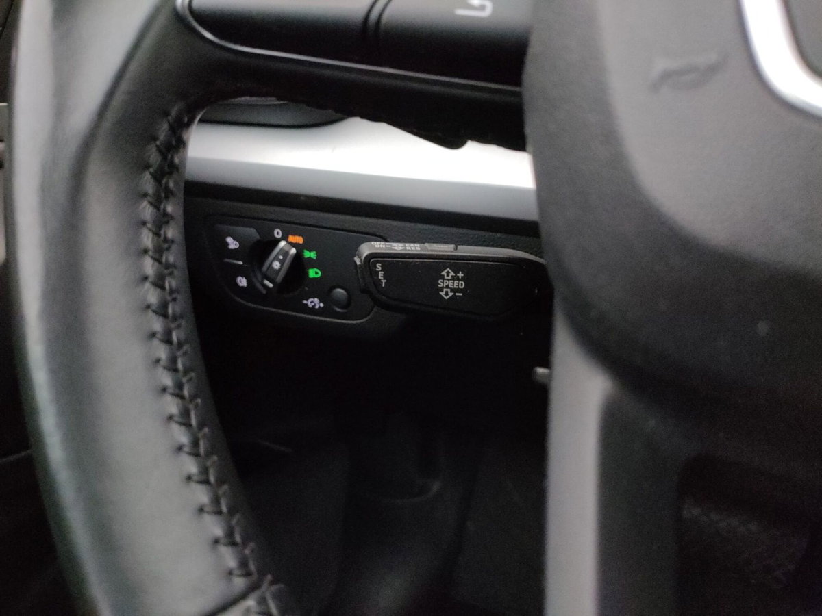 Audi Q5 40 TDI quattro Business Design (17)