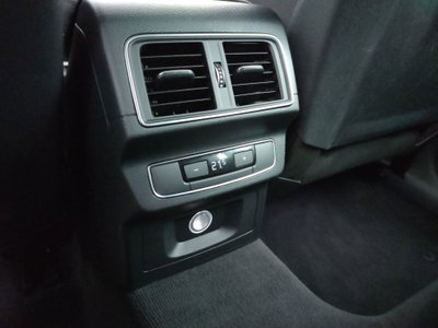Audi Q5 40 TDI quattro Business Design (18)