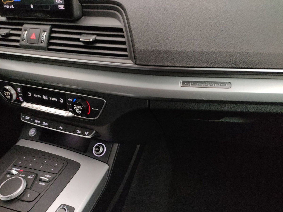 Audi Q5 40 TDI quattro Business Design (19)