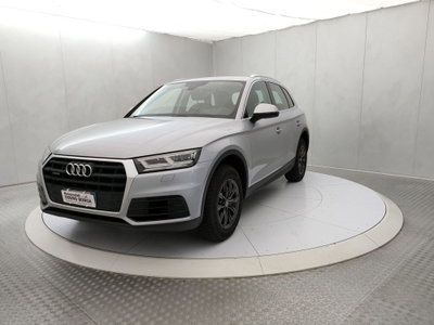 Audi Q5 40 TDI quattro Business Design (3)