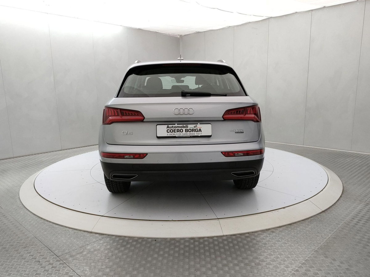 Audi Q5 40 TDI quattro Business Design (5)