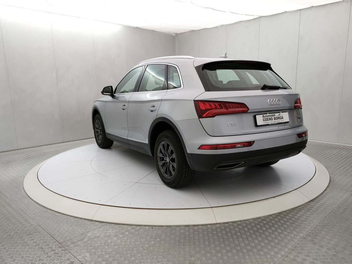 Audi Q5 40 TDI quattro Business Design (6)