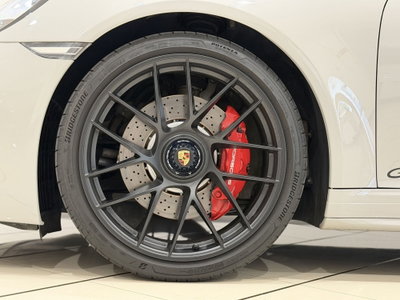 Porsche 911 Cabrio 3.0 Carrera 4 GTS (9)