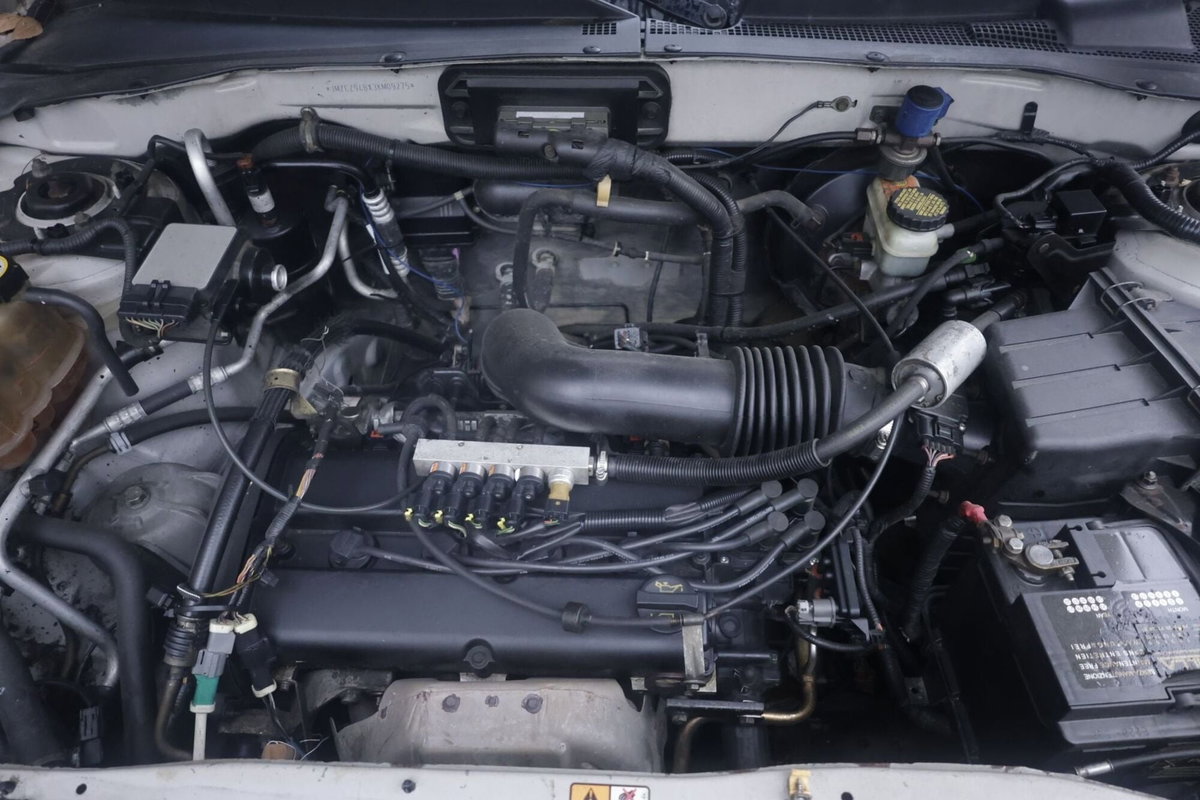 Mazda Tribute 16V cat (17)
