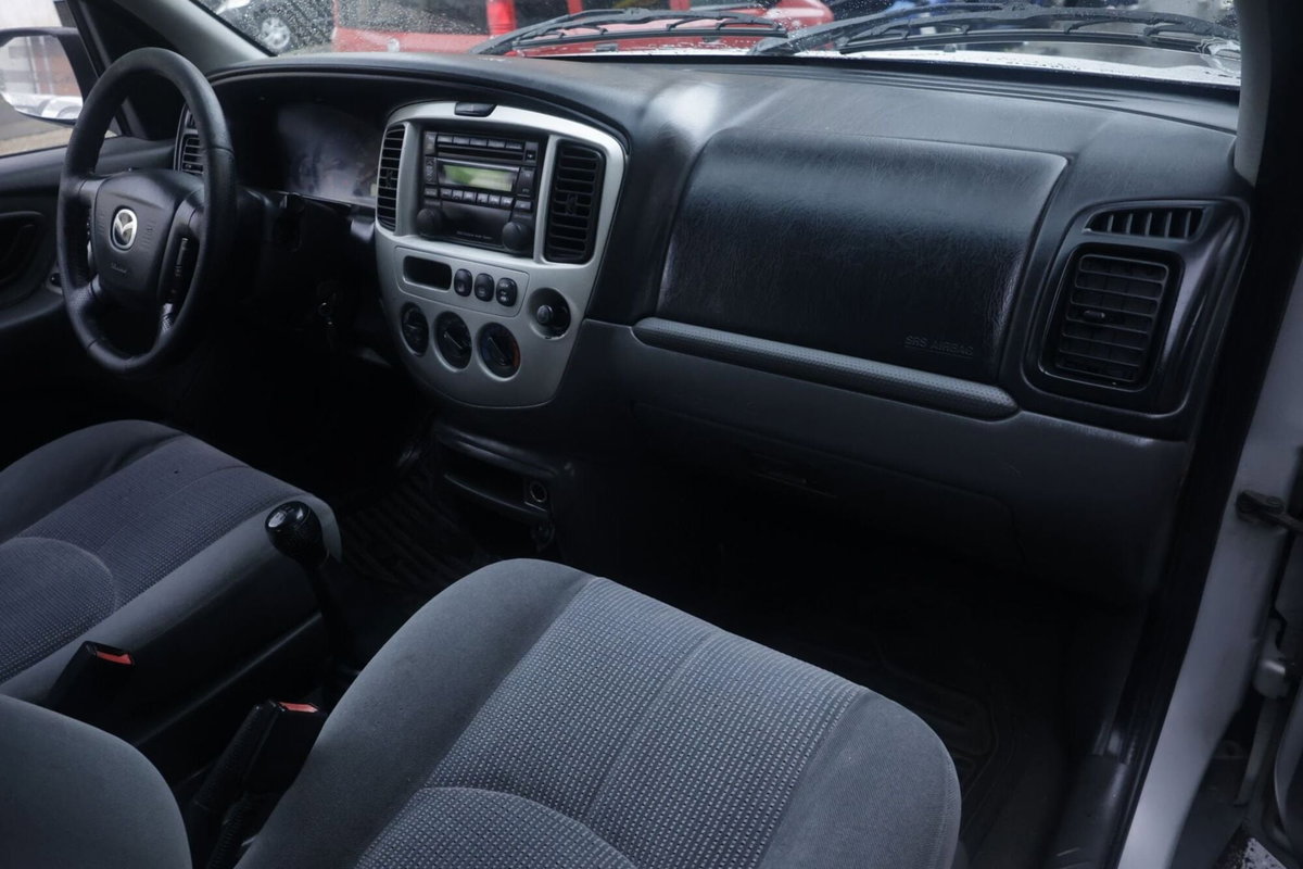 Mazda Tribute 16V cat (8)