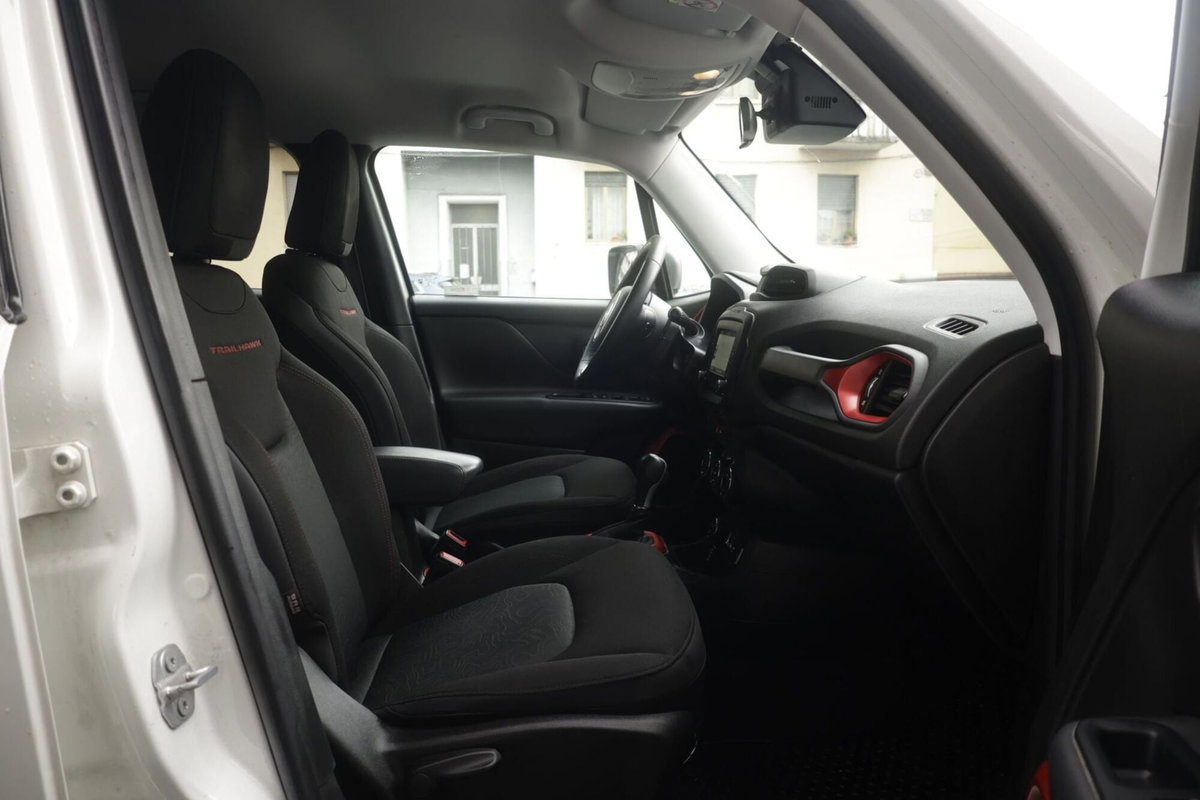 Jeep Renegade 2.0 Mjt 170CV 4WD Active Drive Low Trailhawk (11)