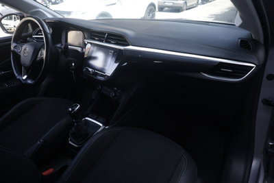 Opel Corsa 1.2 100 CV (9)