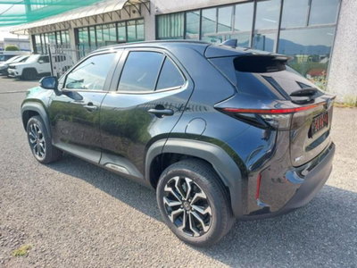 Toyota Yaris Cross 1.5h GR Sport Black Sky fwd 116cv e-cvt (2)