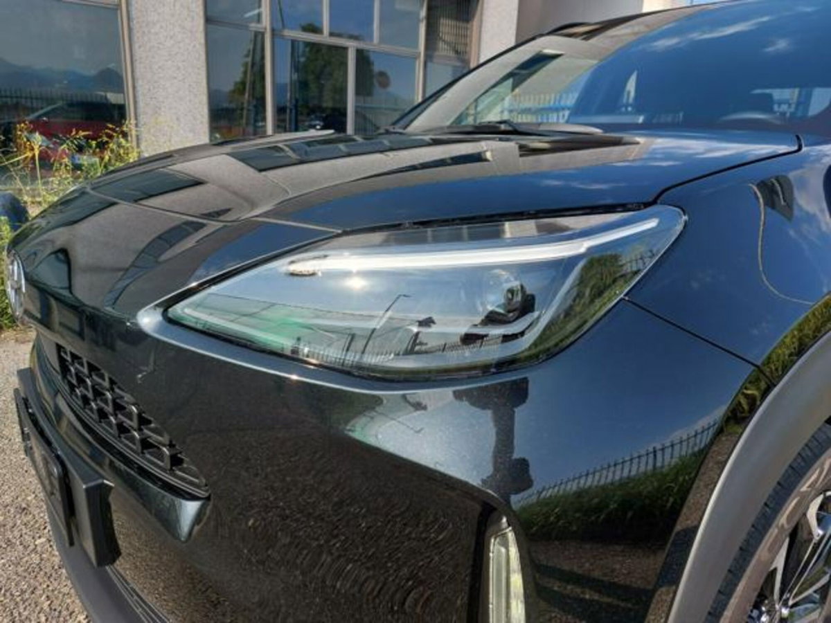 Toyota Yaris Cross 1.5h GR Sport Black Sky fwd 116cv e-cvt (5)