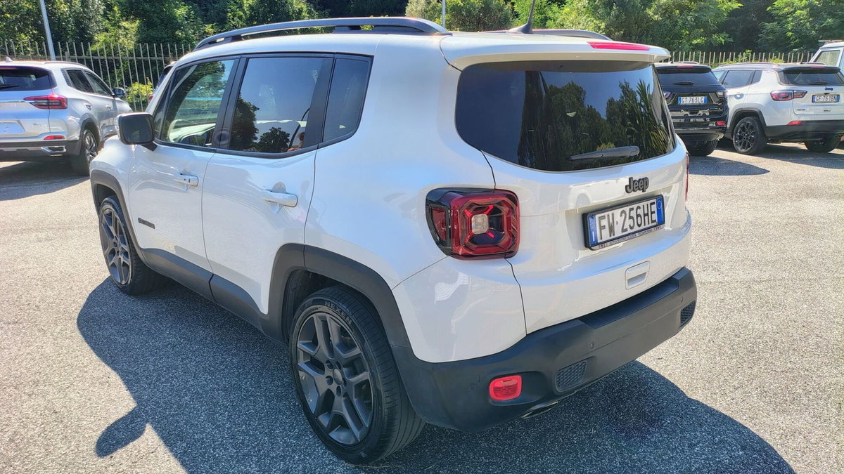 Jeep Renegade 1.6 Mjt DDCT 120 CV S (12)