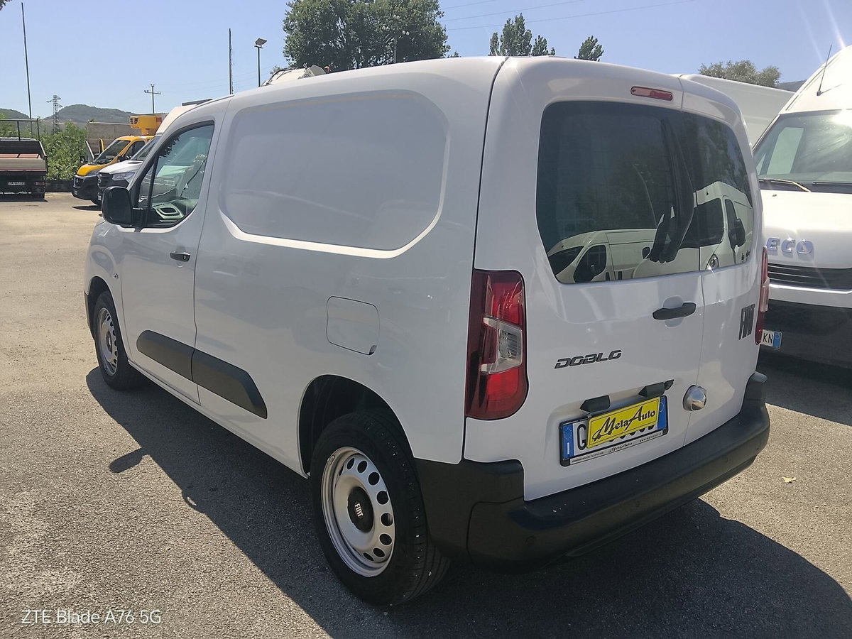 Fiat Doblò Furgone van M 1.5 diesel 100cv (4)
