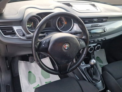 Alfa Romeo Giulietta 1.6 JTDm-2 Exclusive (10)