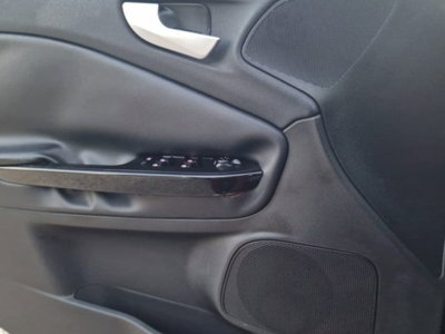 Alfa Romeo Giulietta 1.6 JTDm-2 Exclusive (12)