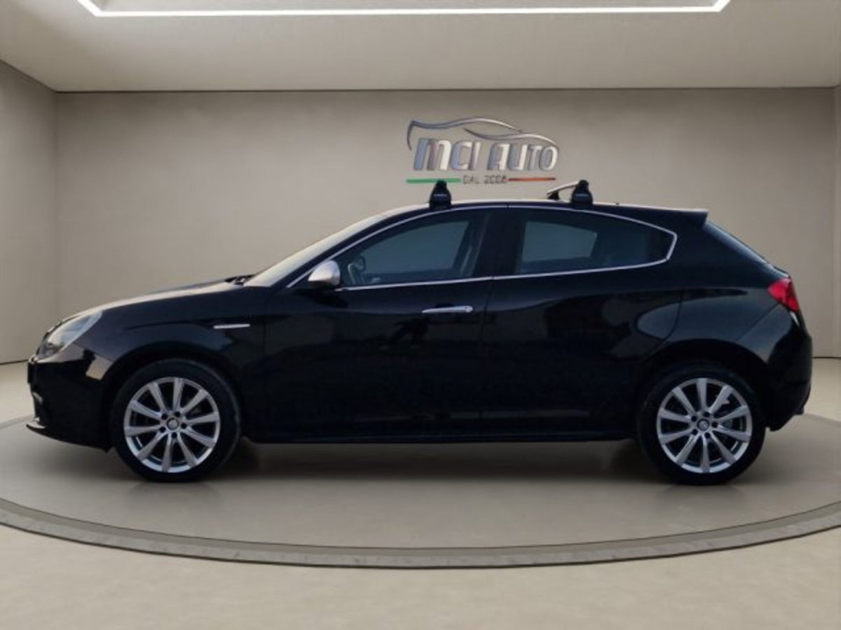 Alfa Romeo Giulietta 1.6 JTDm-2 Exclusive (2)