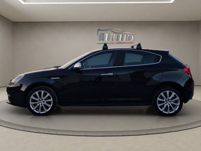 Alfa Romeo Giulietta 1.6 JTDm-2 Exclusive (2)