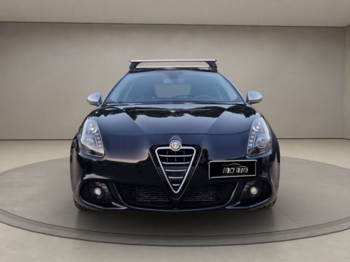 Alfa Romeo Giulietta 1.6 JTDm-2 Exclusive (8)