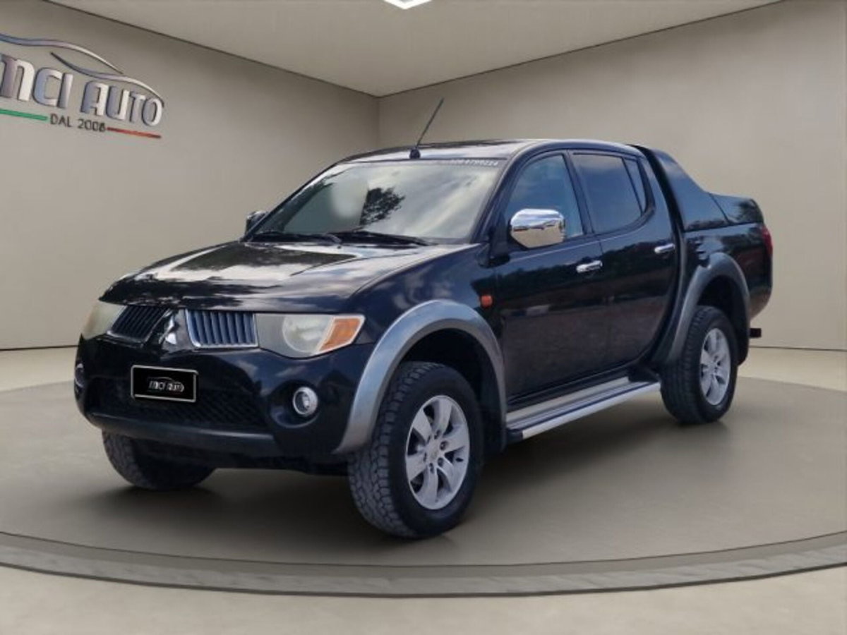 Mitsubishi L200 2.5 DI-D/136CV Double Cab Invite