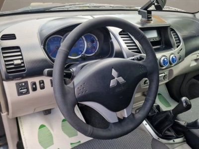 Mitsubishi L200 2.5 DI-D/136CV Double Cab Invite (10)
