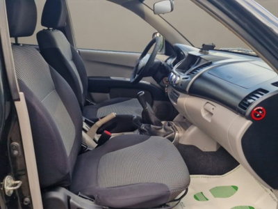 Mitsubishi L200 2.5 DI-D/136CV Double Cab Invite (18)