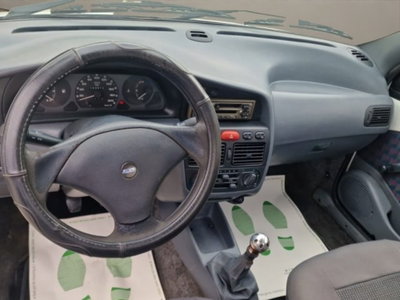 Fiat Strada 1.9 diesel Pick-up (14)