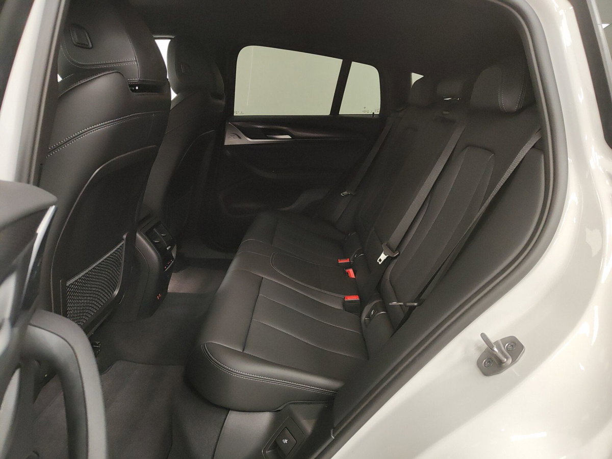 BMW X4 xDrive20iA Msport (6)