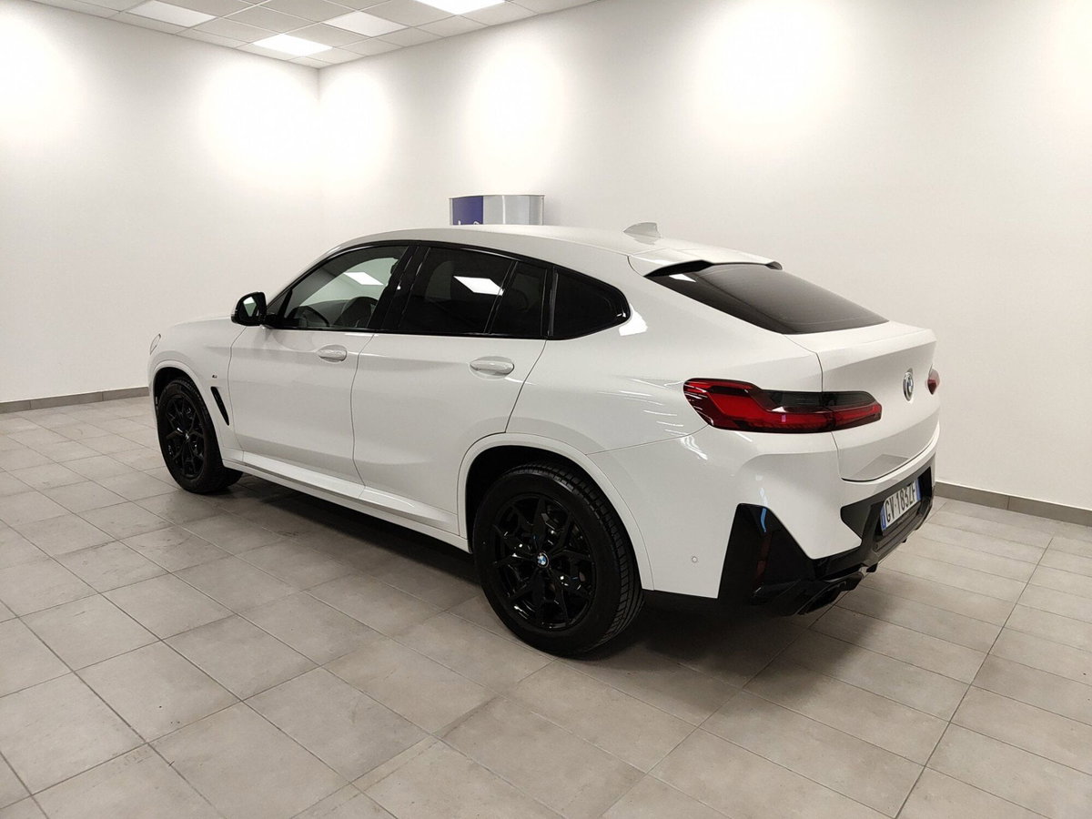 BMW X4 xDrive20iA Msport (9)