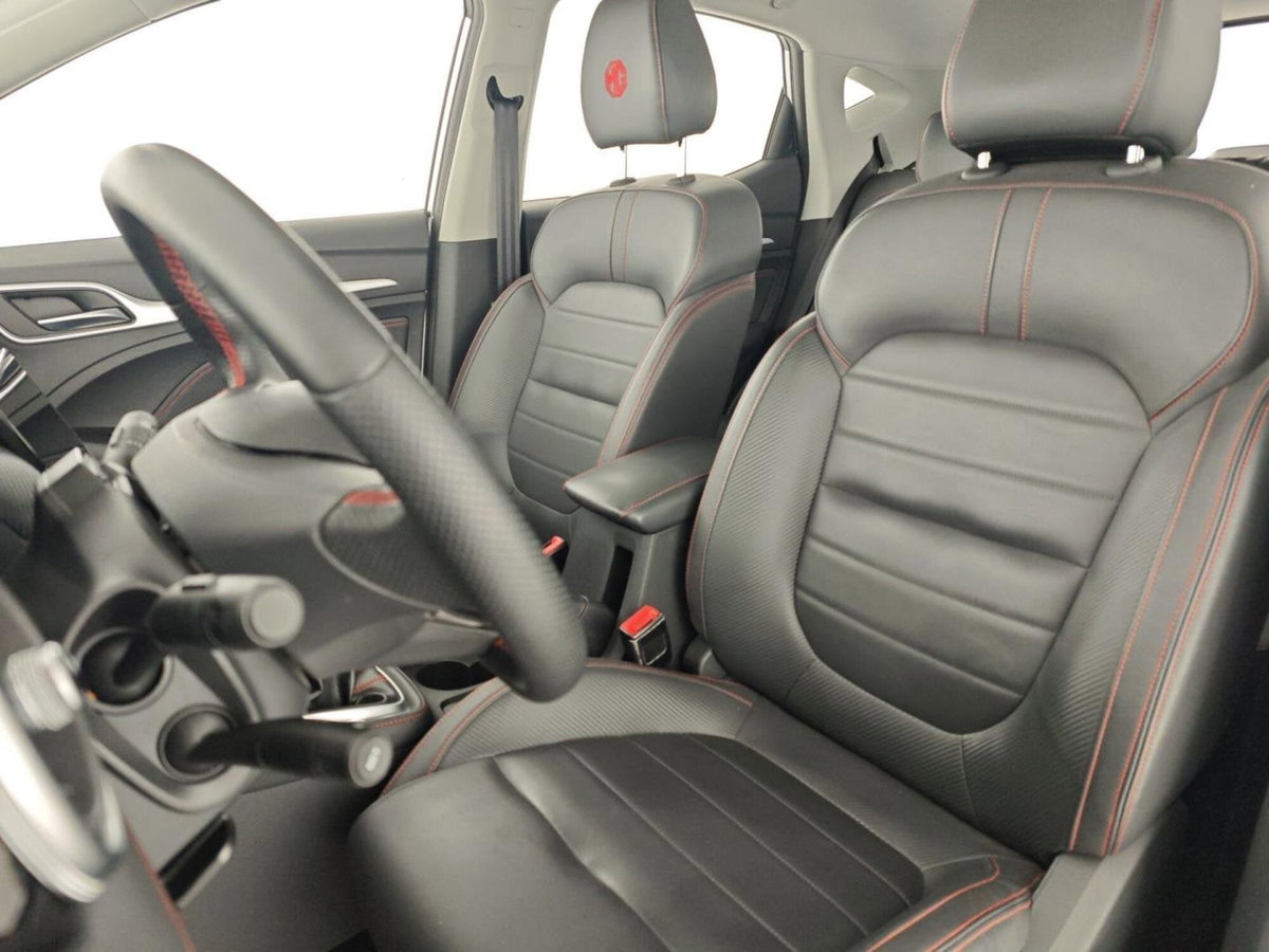 Mg ZS ZS 1.5 Luxury (13)