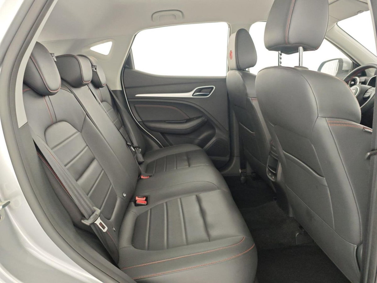 Mg ZS ZS 1.5 Luxury (17)