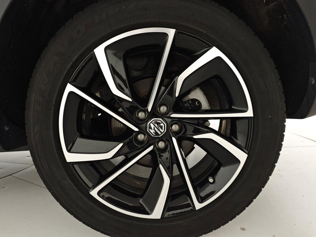 Mg ZS ZS 1.5 Luxury (9)
