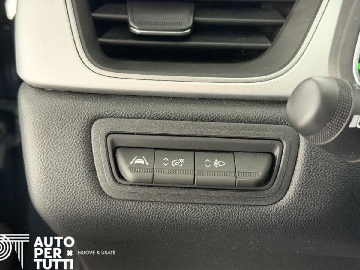 Renault Captur TCe 100 CV GPL Techno (12)