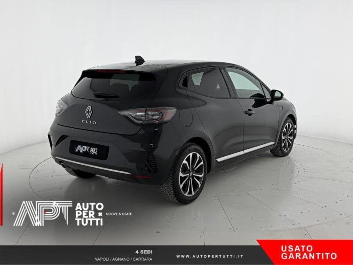Renault Clio 1.0 tce Techno 90cv (5)
