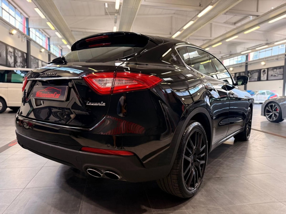 Maserati Levante Levante V6 AWD (10)