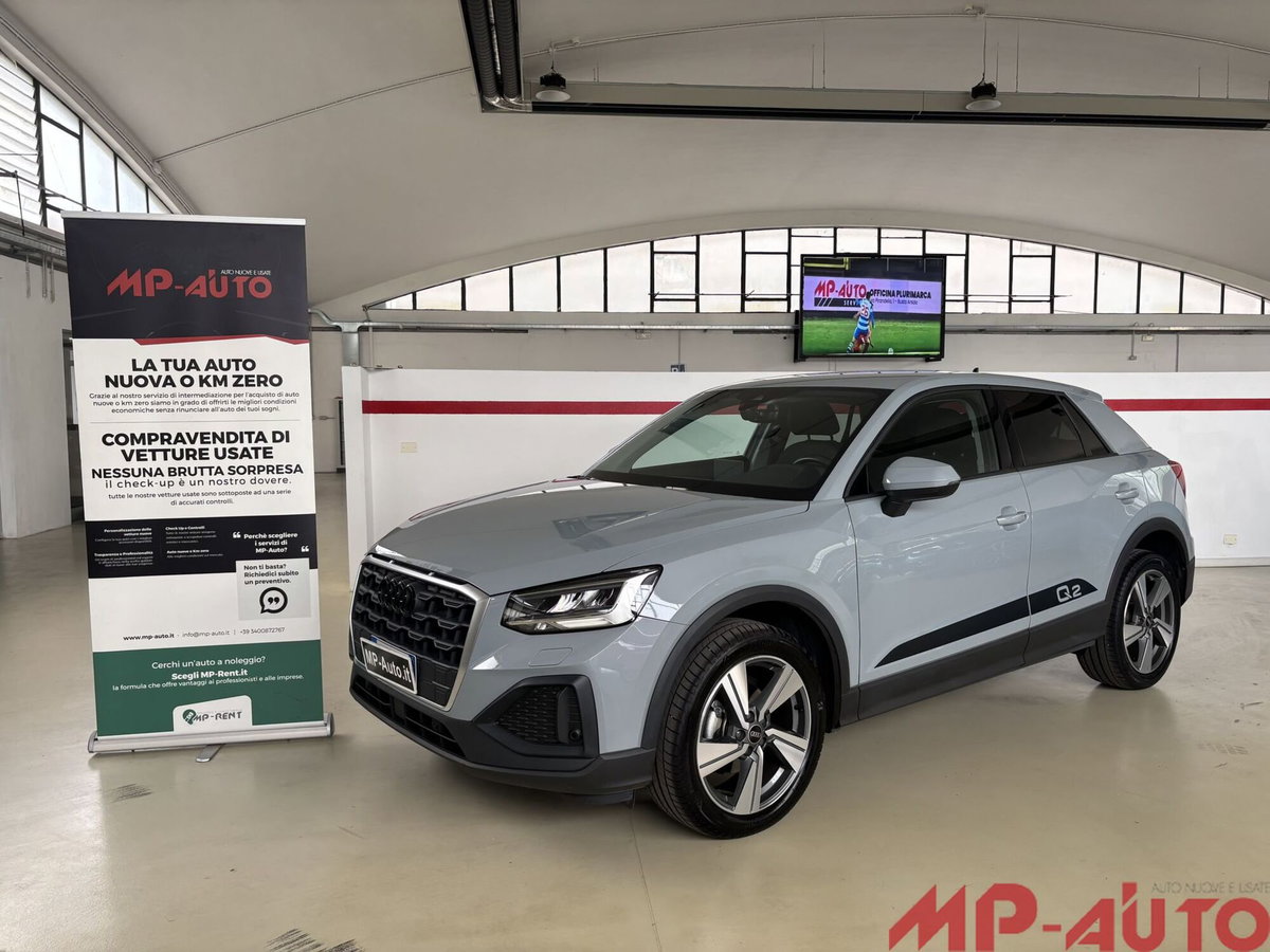 Audi Q2 Q2 35 TFSI S tronic Identity Black