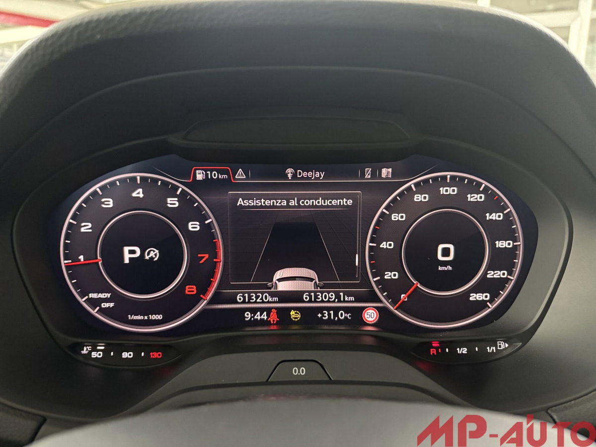 Audi Q2 Q2 35 TFSI S tronic Identity Black (16)