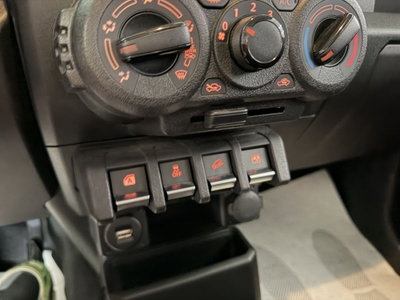 Suzuki Jimny 1.5 Pro 4wd allgrip (13)