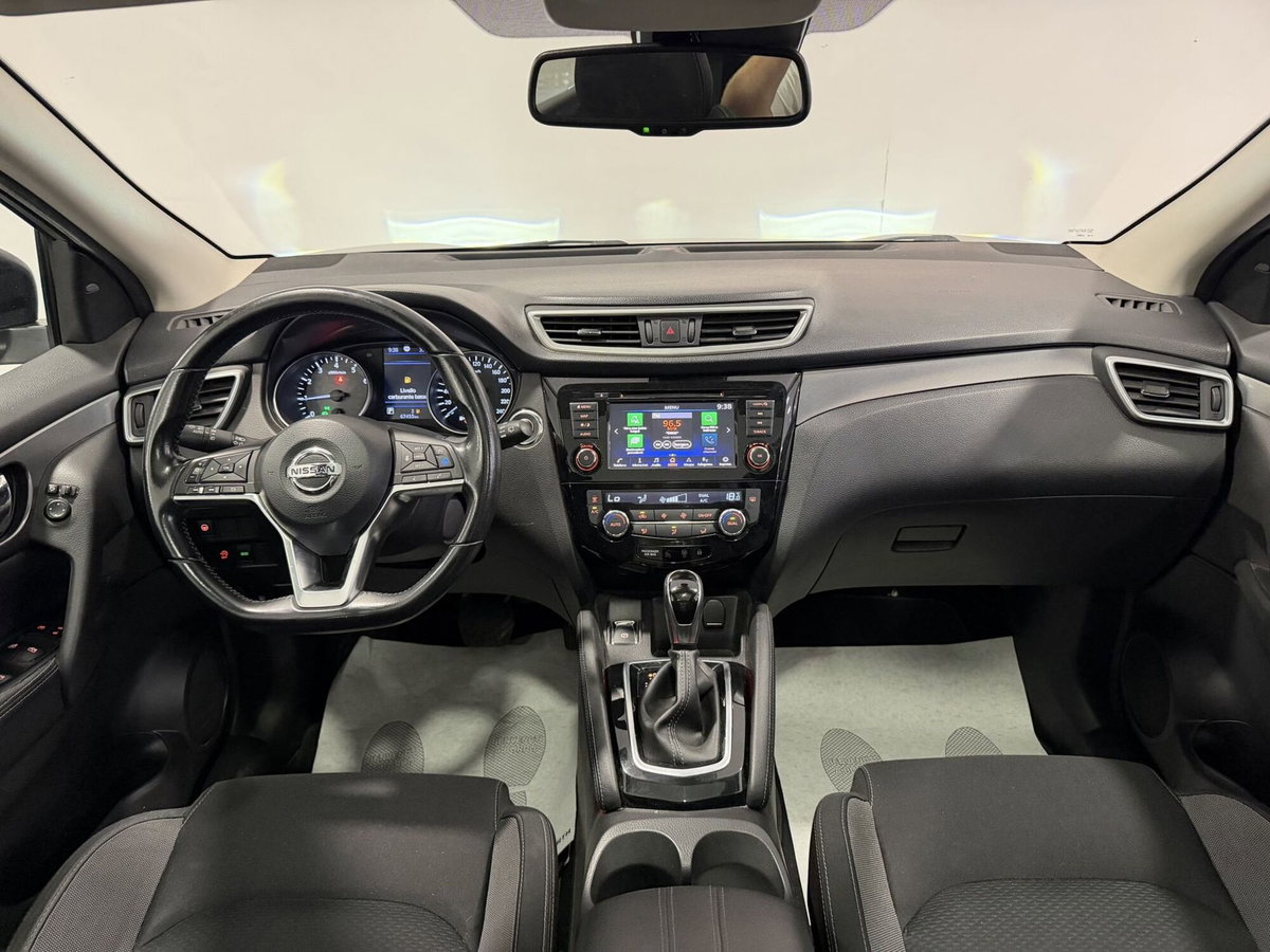 Nissan Qashqai 1.3 DIG-T 160 CV DCT Tekna (11)