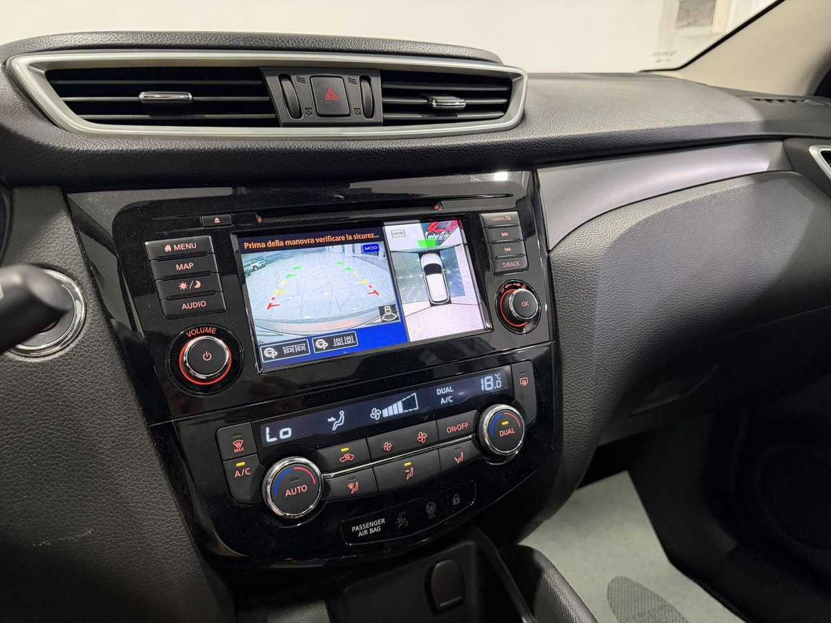 Nissan Qashqai 1.3 DIG-T 160 CV DCT Tekna (14)