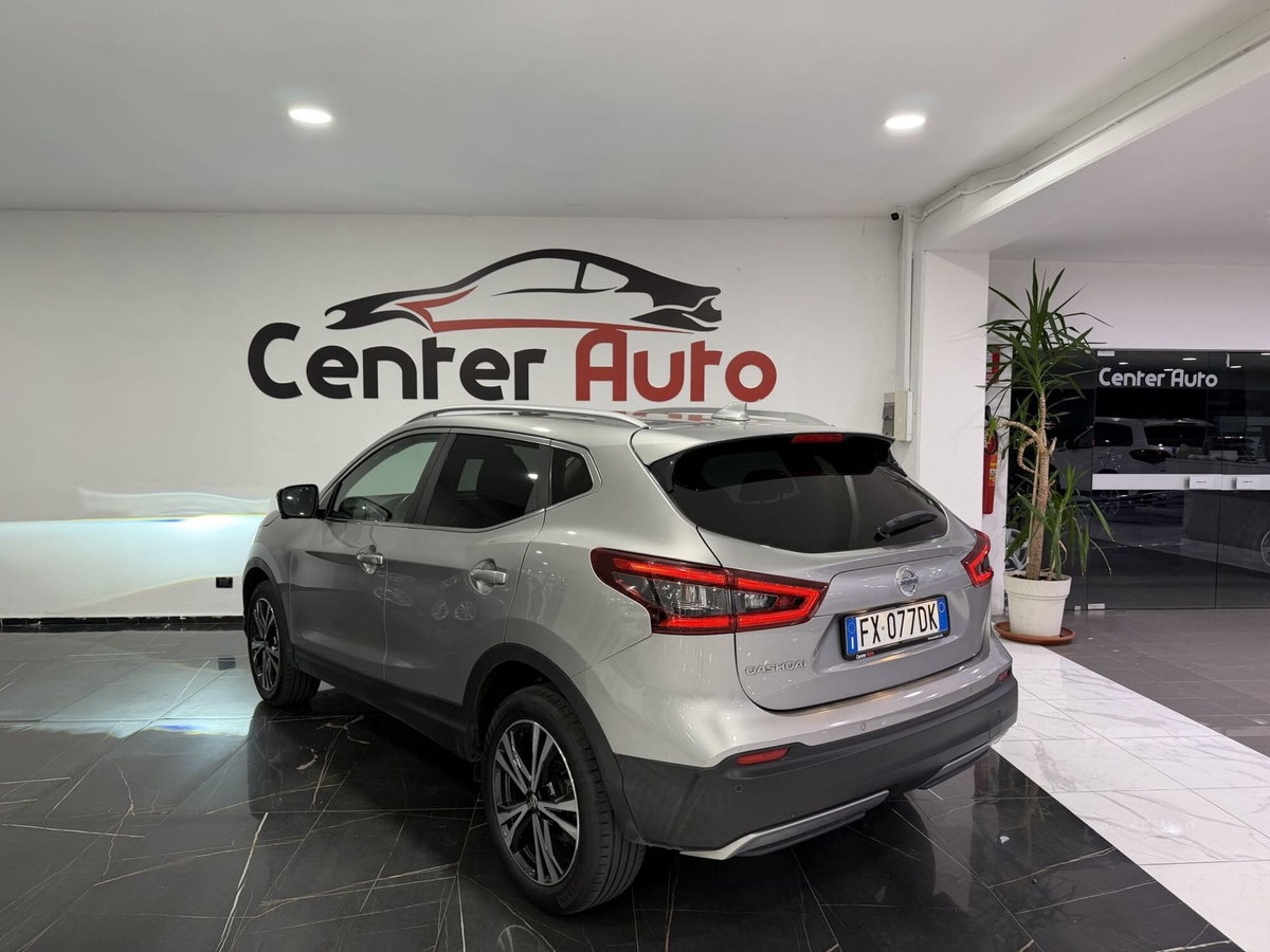 Nissan Qashqai 1.3 DIG-T 160 CV DCT Tekna (6)