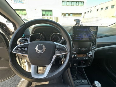 Ssangyong Korando 2.0 2WD MT GPL Limited (10)