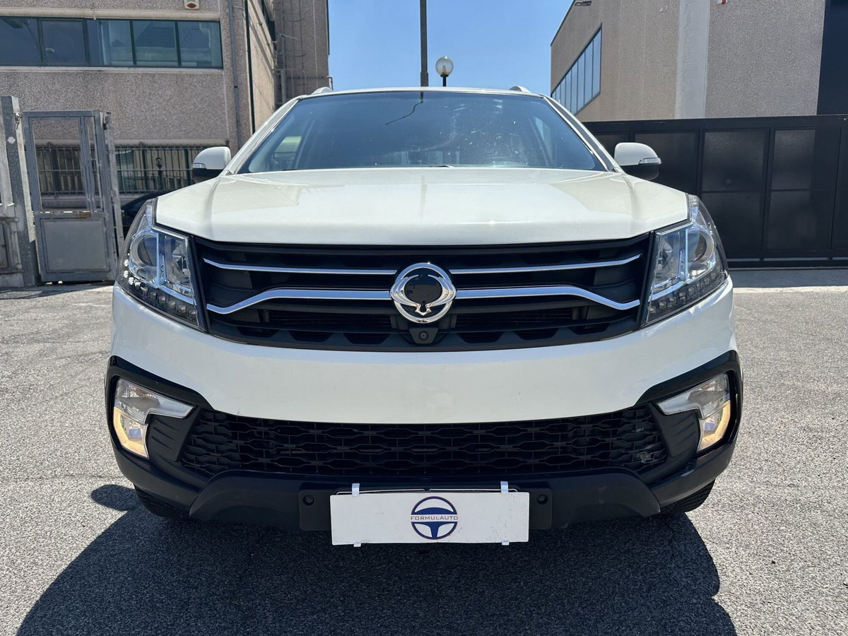 Ssangyong Korando 2.0 2WD MT GPL Limited (2)