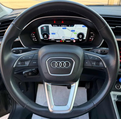 Audi Q3 35 TDI quattro S tronic Business (11)